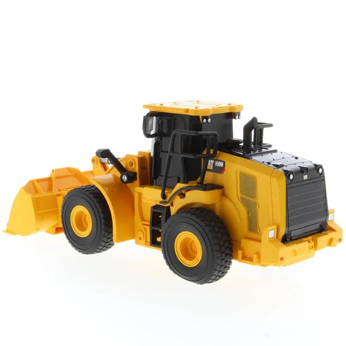 1:35 RC Cat® 950M Wheel Loader, 23003 Caterpillar