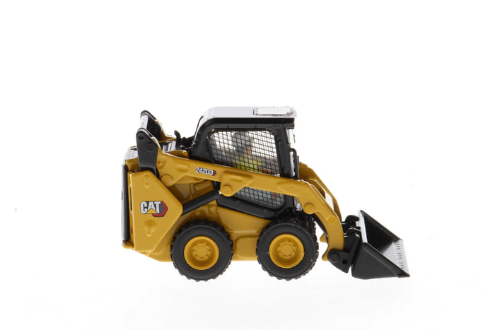 1:50 Cat® 242D3 Skid Steer Loader with Attachments, High Line Series, 85676