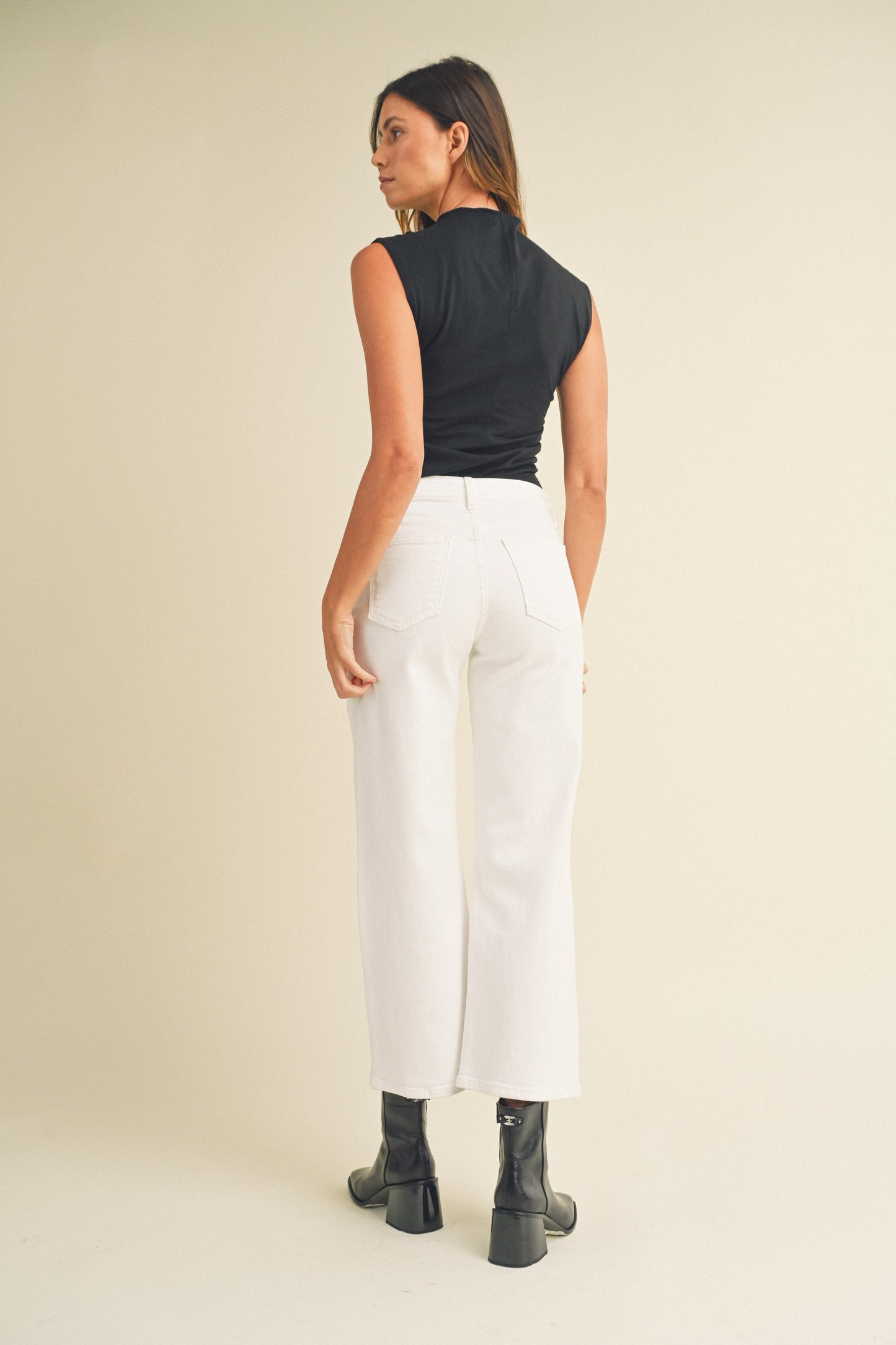 Just Black Denim Cropped Jean