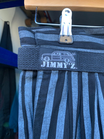 vintage jimmy'z pants ~ 28" ?